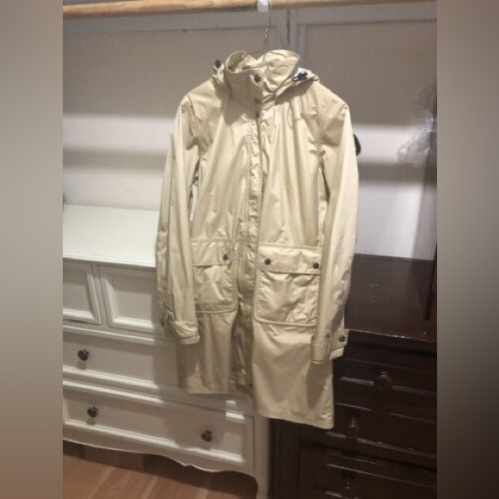 Patagonia Women’s Raincoat